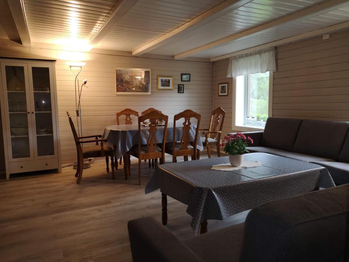 Hansali Holiday Home Fjaerland Exteriör bild
