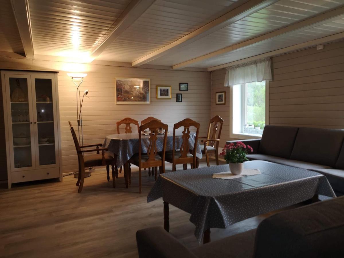 Hansali Holiday Home Fjaerland Exteriör bild
